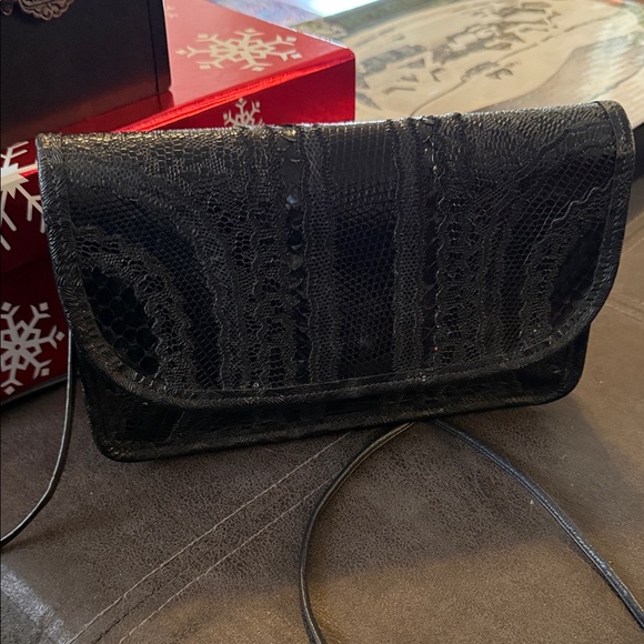 Carlos Falchi Black Textured skin Crossbody - Picture 2 of 3